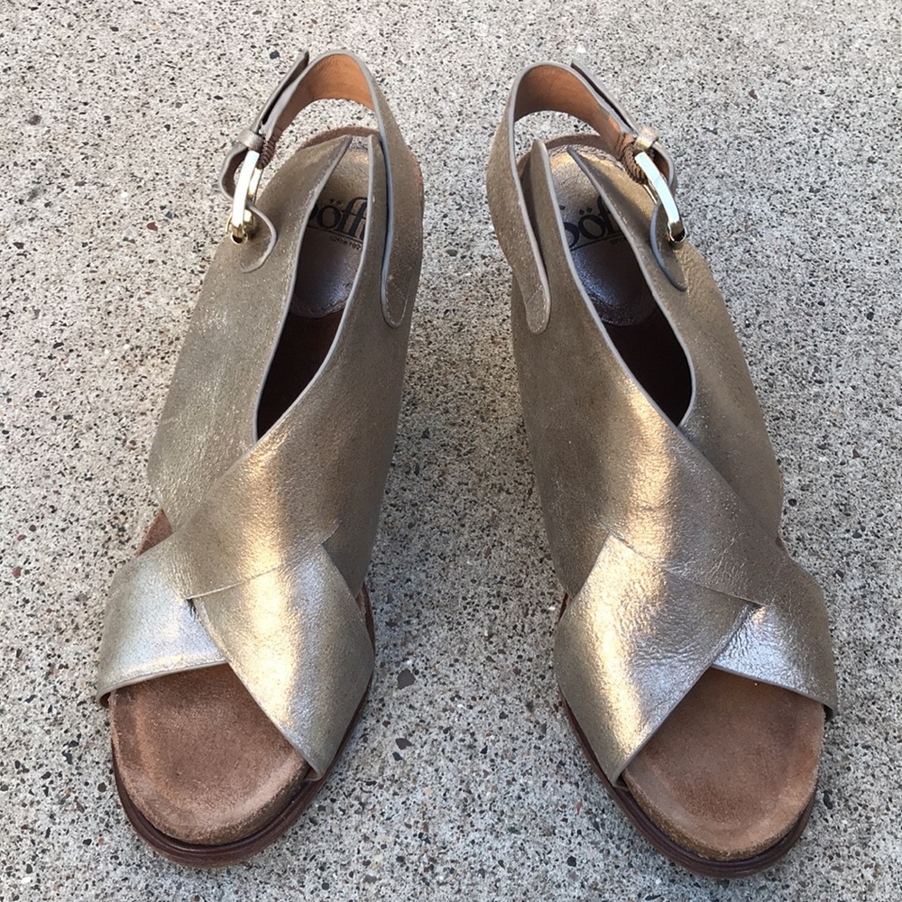🌸Sofft Cambria Gold Metallic heels 🌸 - Picture 13 of 13